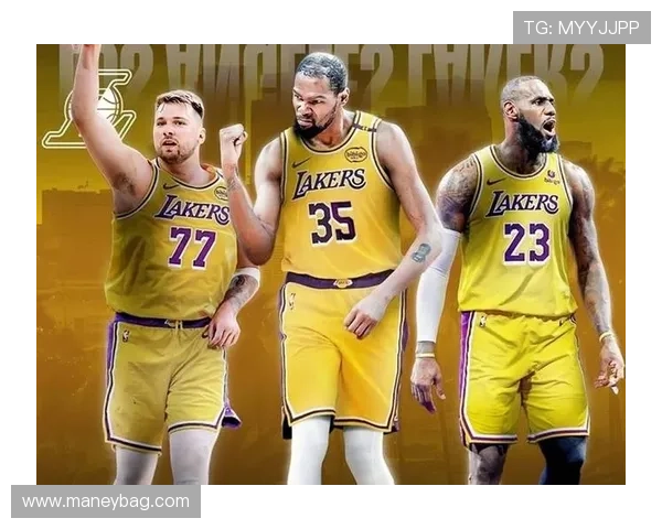 NBA最新动态：湖人队迎来复苏，詹姆斯表现耀眼，杜兰特助力太阳队逆袭