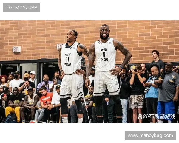 多支强队补强引爆休赛期NBA新赛季竞争格局或将出现巨大变化 多支强队补强引爆休赛期NBA新赛季竞争格局或将出现巨大变化